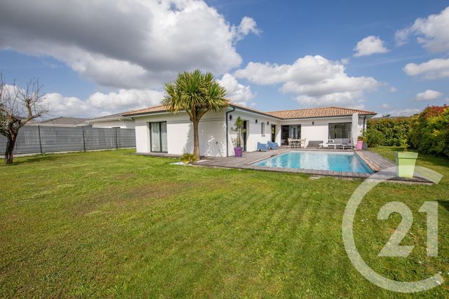maison à vendre - 6 pièces - 133.73 m2 - ST AUBIN DE MEDOC - 33 - AQUITAINE - Century 21 Kadima