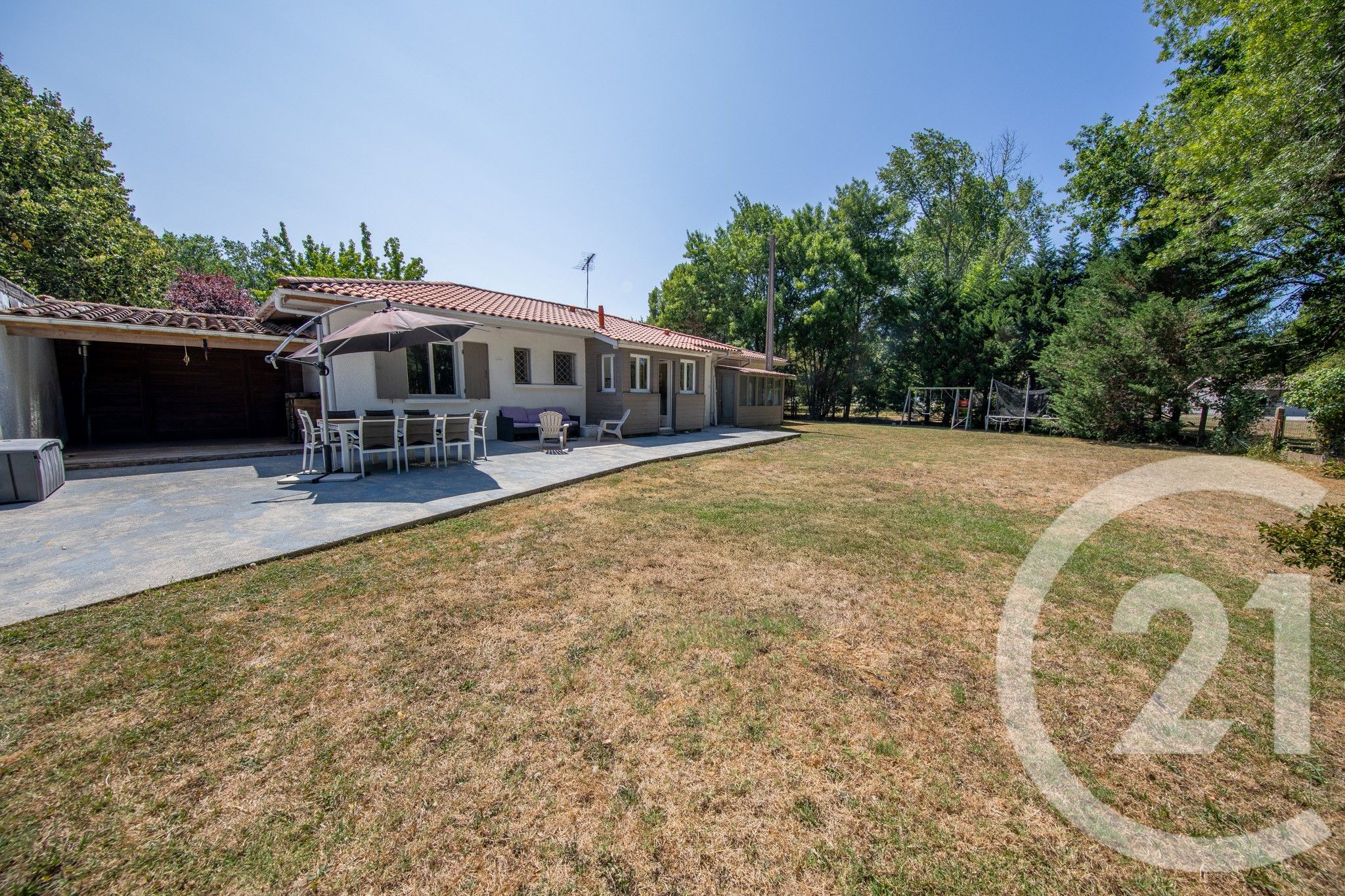 Maison 6 pièces 153 m² à vendre à Salaunes — photo 2