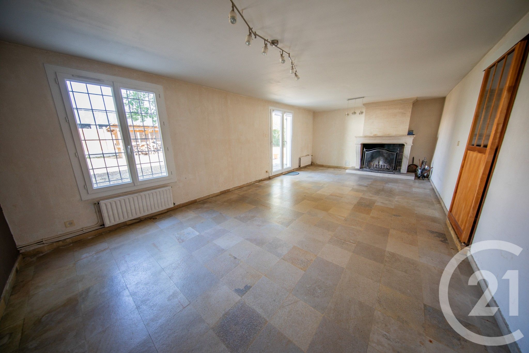 Maison 8 pièces 200 m² à vendre à Saint-Médard-en-Jalles — photo 4
