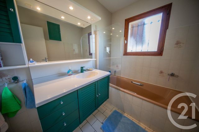 maison à vendre - 5 pièces - 96.82 m2 - ST MEDARD EN JALLES - 33 - AQUITAINE - Century 21 Kadima