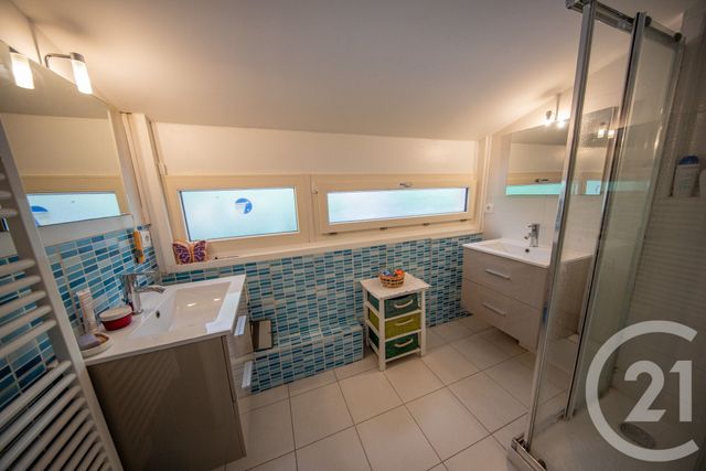 maison à vendre - 6 pièces - 132.0 m2 - LE TAILLAN MEDOC - 33 - AQUITAINE - Century 21 Kadima