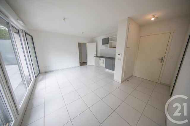 Appartement F3 à vendre - 3 pièces - 56.3 m2 - PAREMPUYRE - 33 - AQUITAINE - Century 21 Kadima