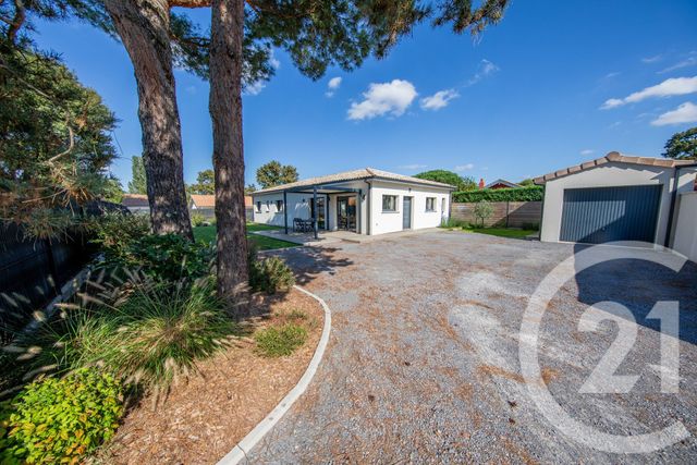 maison à vendre - 6 pièces - 137.76 m2 - ST MEDARD EN JALLES - 33 - AQUITAINE - Century 21 Kadima