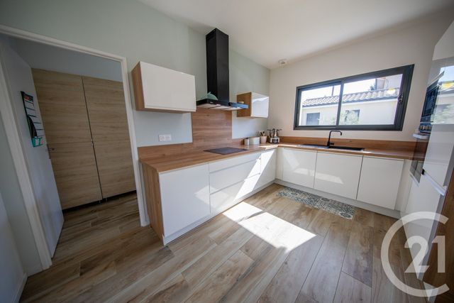 maison à vendre - 6 pièces - 137.76 m2 - ST MEDARD EN JALLES - 33 - AQUITAINE - Century 21 Kadima