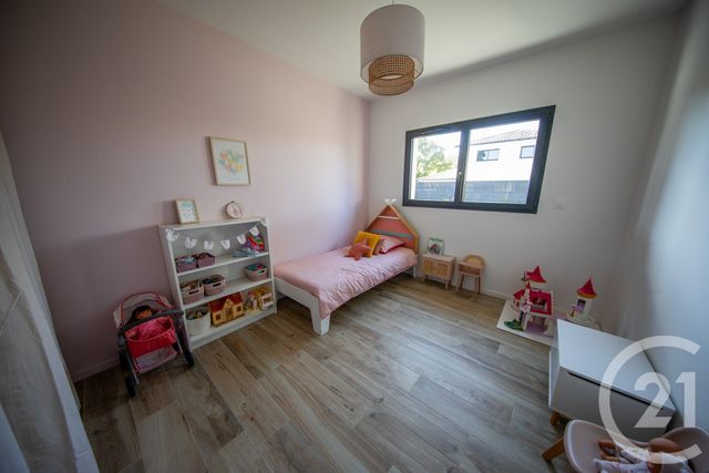 maison à vendre - 6 pièces - 137.76 m2 - ST MEDARD EN JALLES - 33 - AQUITAINE - Century 21 Kadima