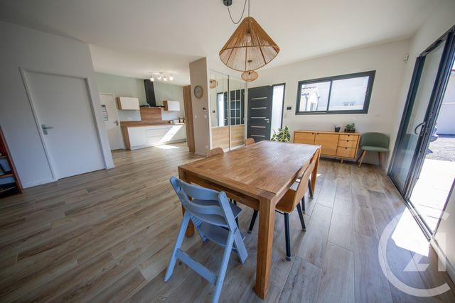 maison à vendre - 6 pièces - 137.76 m2 - ST MEDARD EN JALLES - 33 - AQUITAINE - Century 21 Kadima