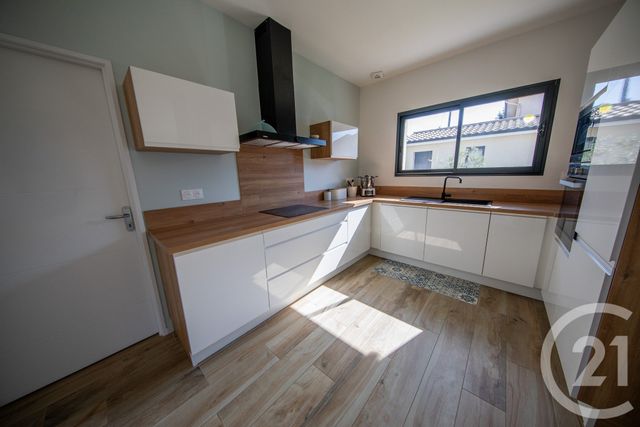 maison à vendre - 6 pièces - 137.76 m2 - ST MEDARD EN JALLES - 33 - AQUITAINE - Century 21 Kadima