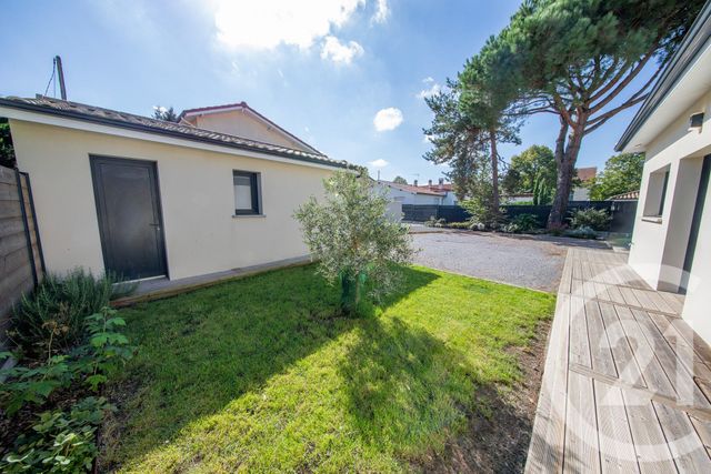 maison à vendre - 6 pièces - 137.76 m2 - ST MEDARD EN JALLES - 33 - AQUITAINE - Century 21 Kadima