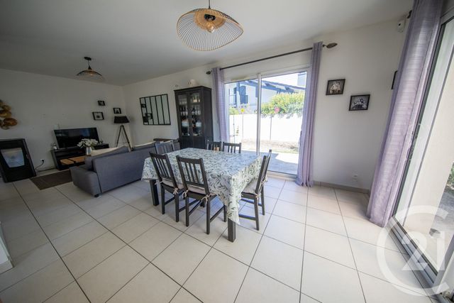 maison à vendre - 5 pièces - 78.31 m2 - ST MEDARD EN JALLES - 33 - AQUITAINE - Century 21 Kadima