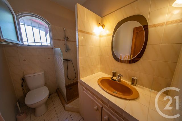 maison à vendre - 5 pièces - 137.71 m2 - ST MEDARD EN JALLES - 33 - AQUITAINE - Century 21 Kadima