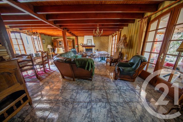 maison à vendre - 5 pièces - 122.4 m2 - ST MEDARD EN JALLES - 33 - AQUITAINE - Century 21 Kadima