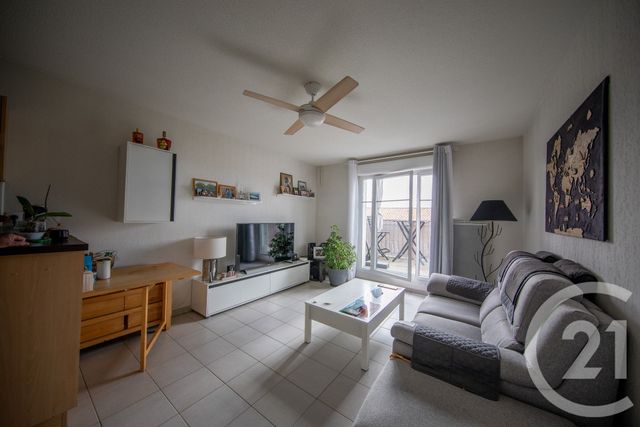 Appartement T2 à vendre - 3 pièces - 55.77 m2 - ST MEDARD EN JALLES - 33 - AQUITAINE - Century 21 Kadima