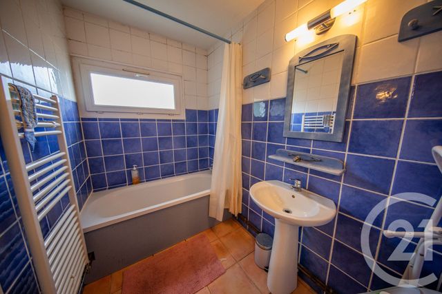 maison à vendre - 5 pièces - 103.57 m2 - ST MEDARD EN JALLES - 33 - AQUITAINE - Century 21 Kadima